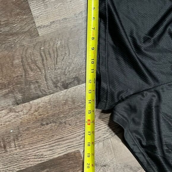 Vintage Tweety Bird Looney Tunes Shorts - Picture 6 of 10